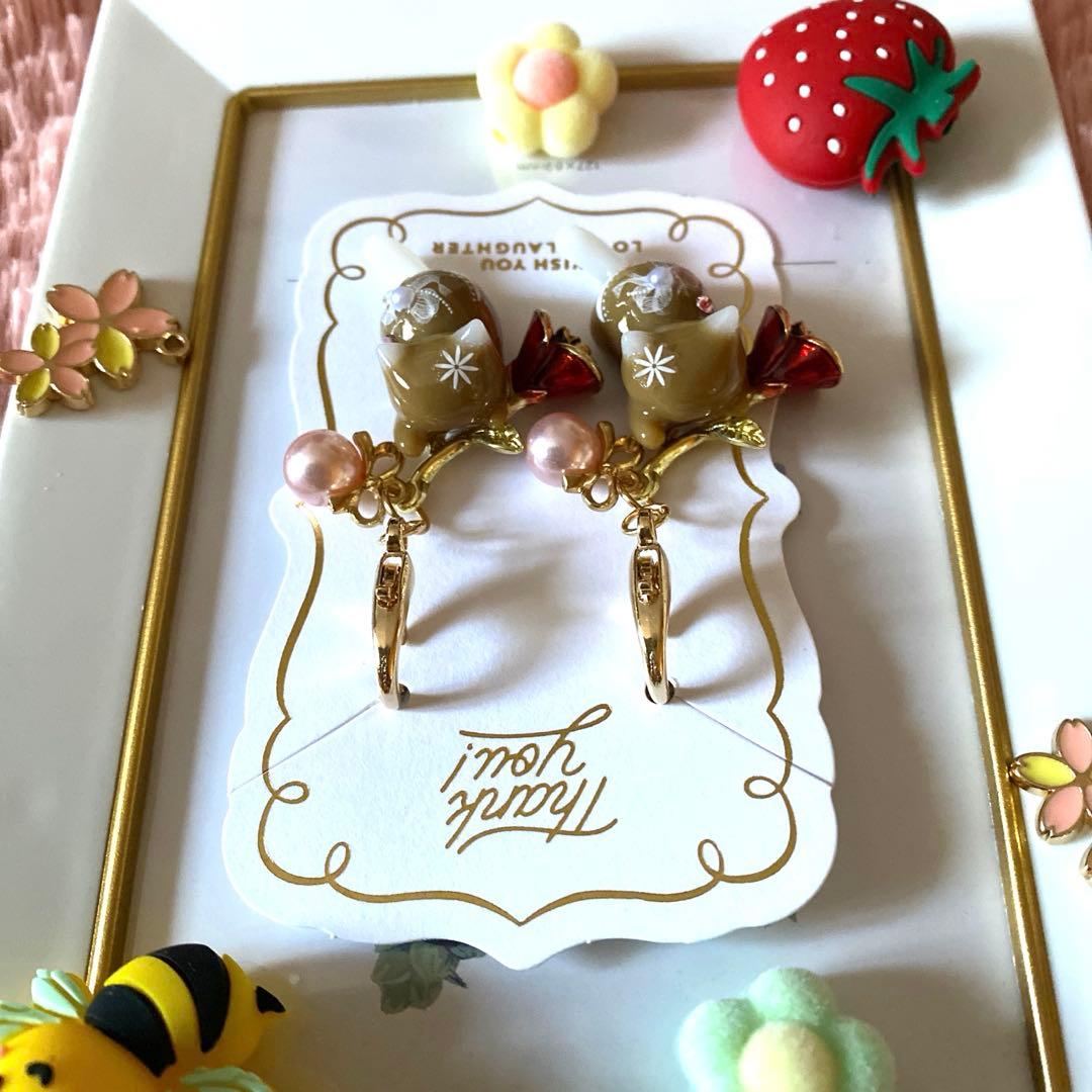 ☆薔薇が素敵なオシャレ猫ちゃんチャーム☆