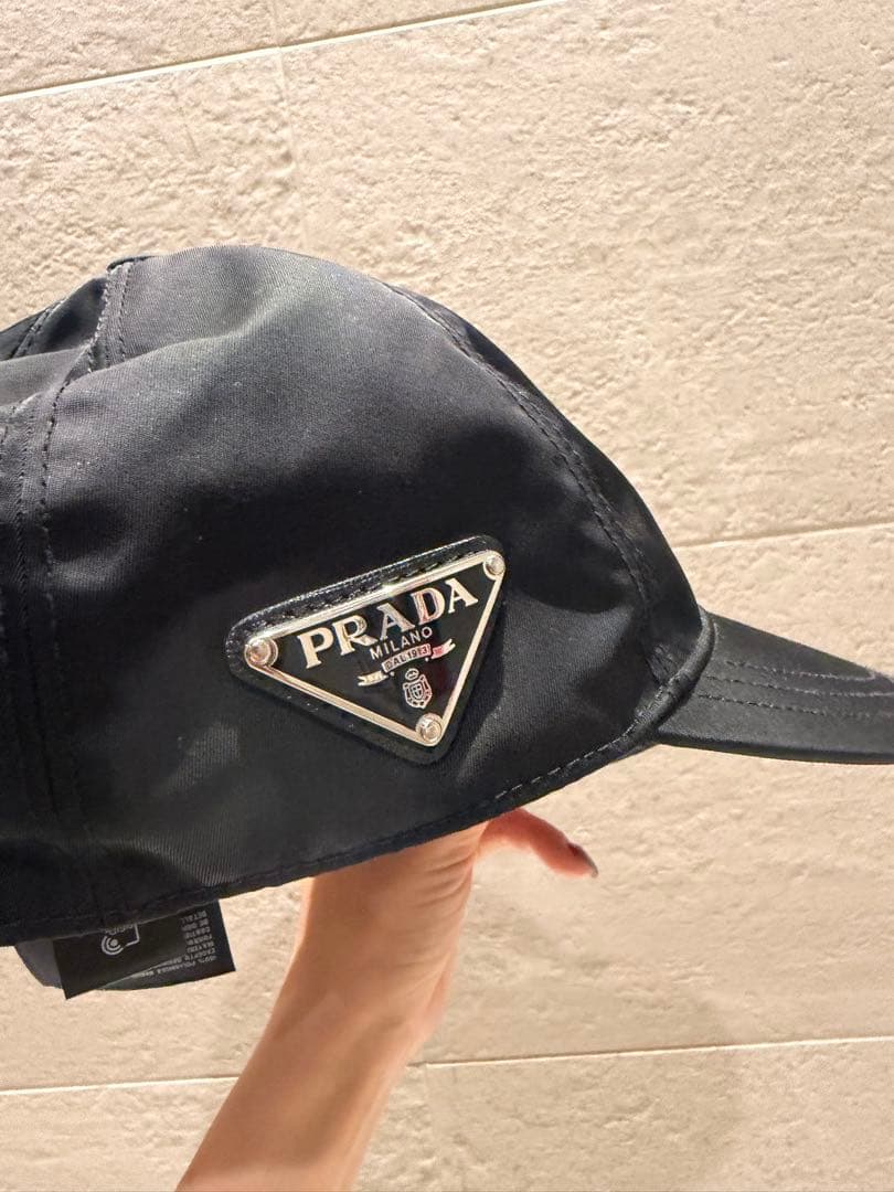 PRADA プラダ　RE-NYLON キャップ　三角ロゴ