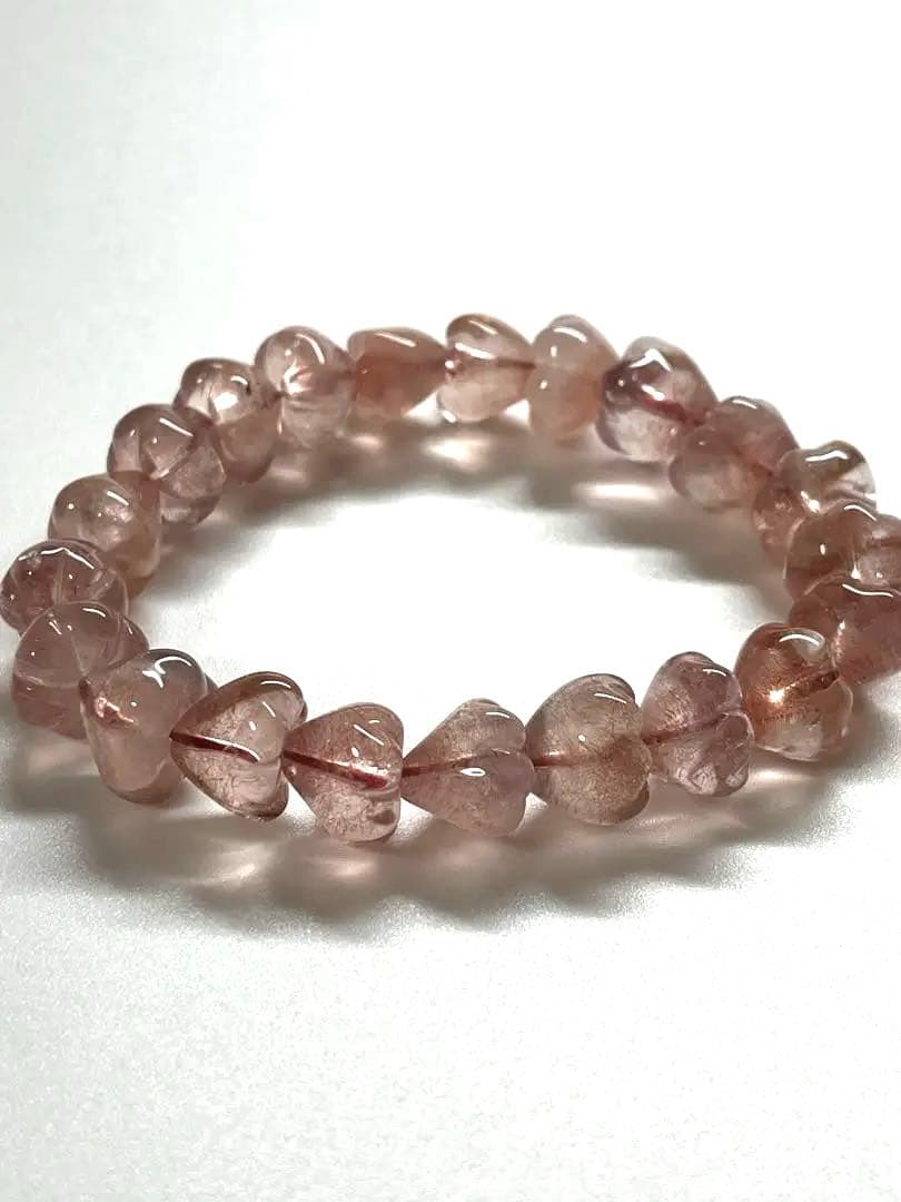 新春期間限定SALE☆希少カザフスタンストロベリークォーツ苺型