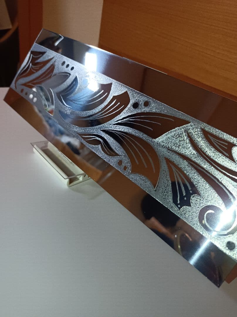 エングレービングインテリアプレート　装飾ミラー　一点もの　アート　お好きなように