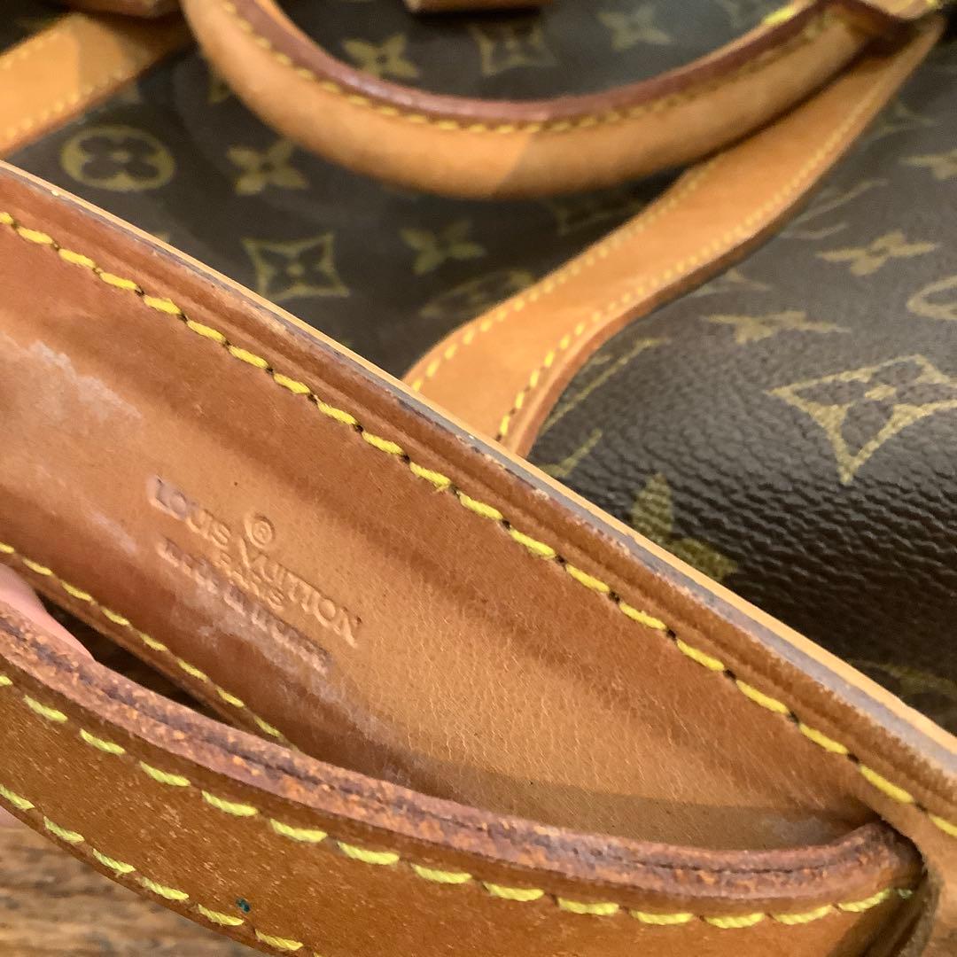 LOUIS VUITTON ルイヴィトン　モノグラム キーポルバンドリエール55