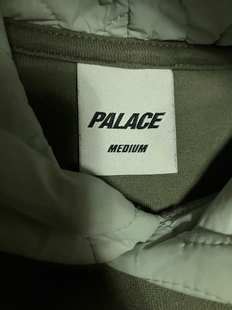 Palace skateboards パーカー　フード中綿　スケーター fti