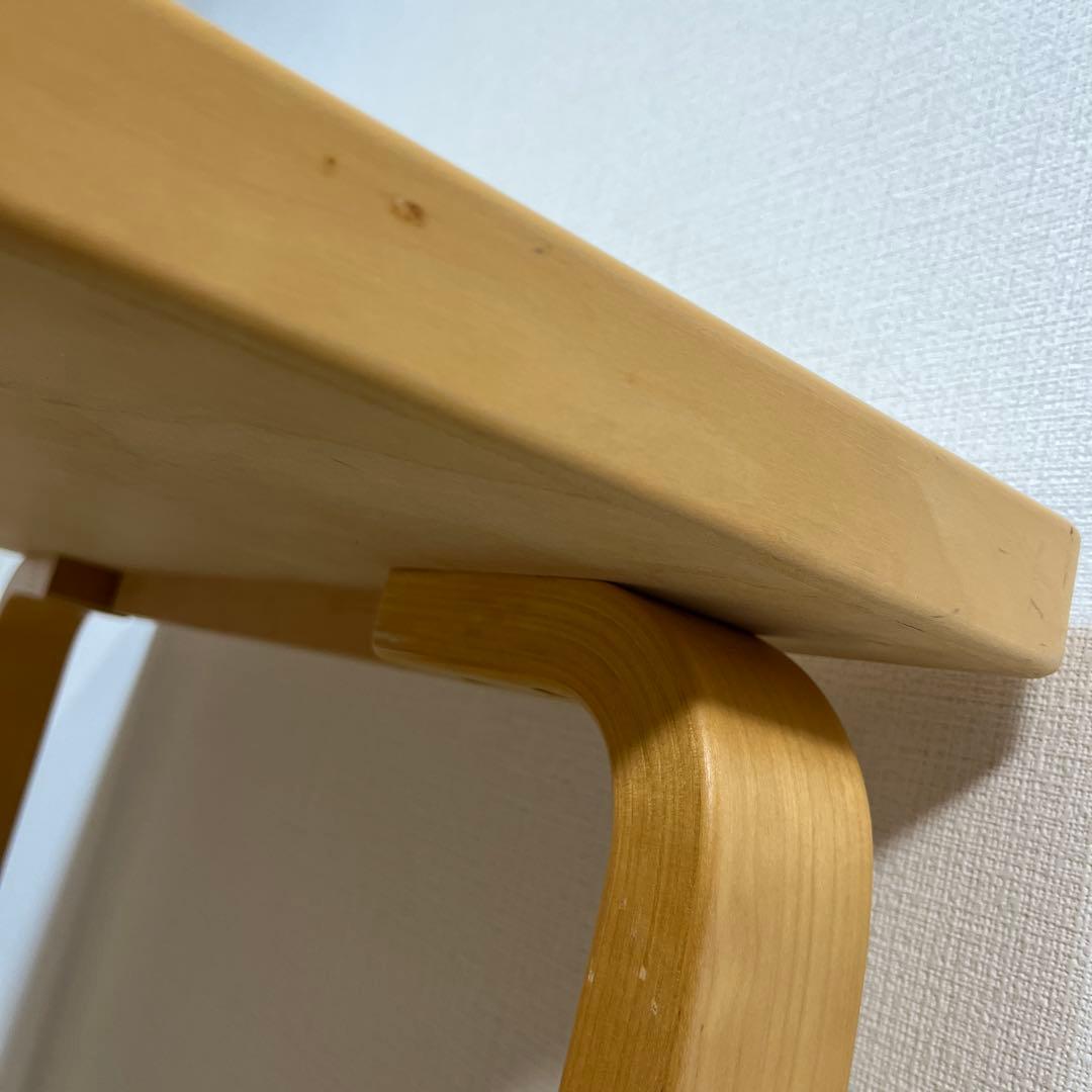 artek ダイニングテーブル 81C (75×75) ナチュラルラッカー