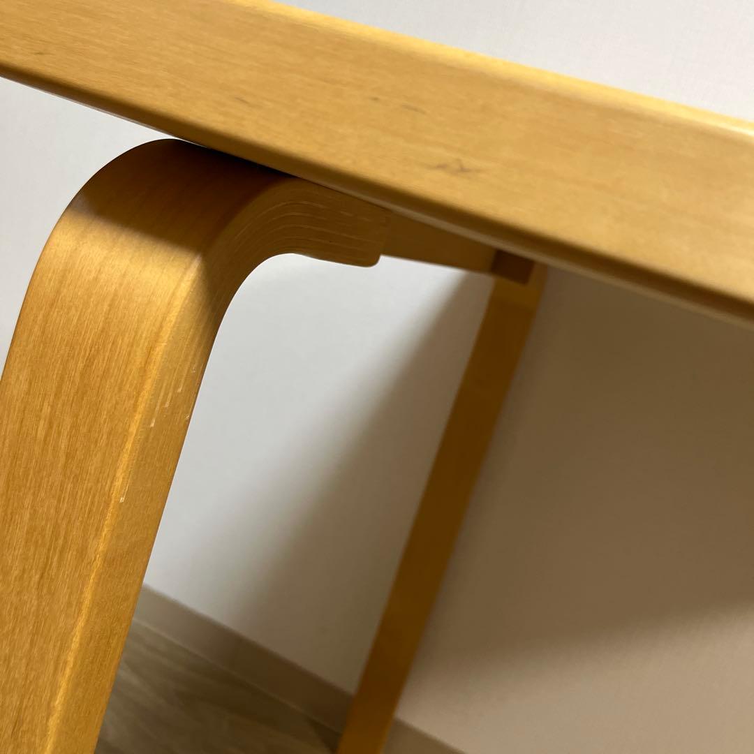 artek ダイニングテーブル 81C (75×75) ナチュラルラッカー