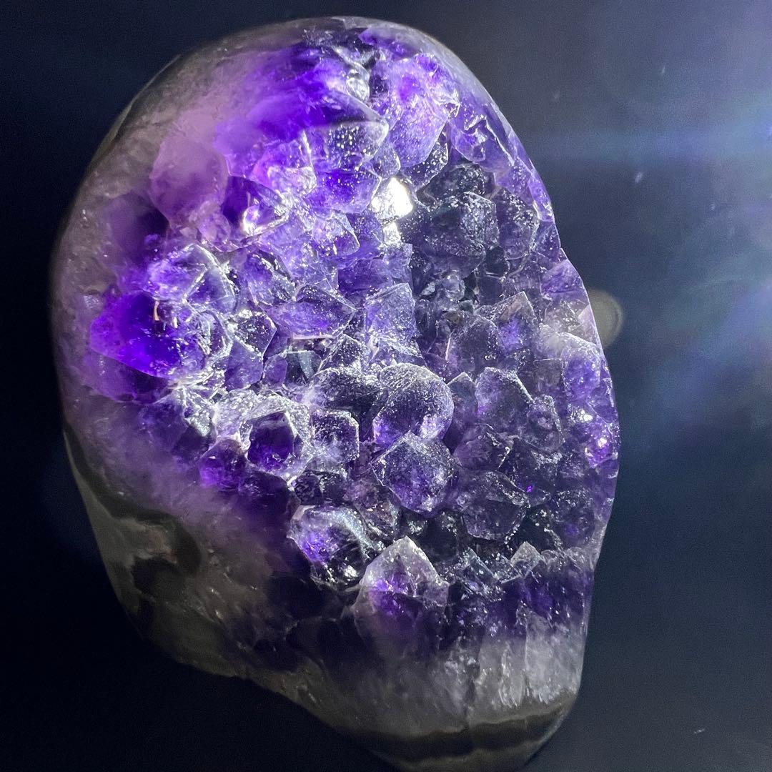 ✳️極品✨神々しい美濃紫の輝き✨最強浄化や魔除け✨特大 アメジストクラスター 原石