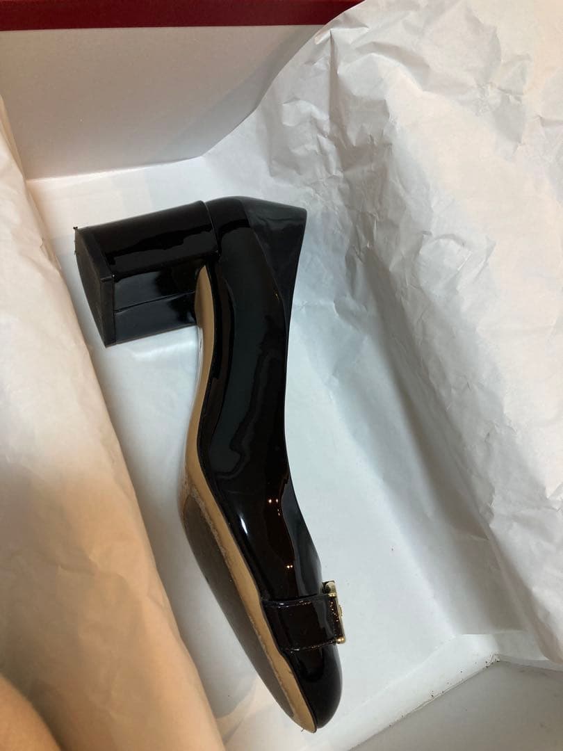 SalvatoreFerragamo GARDA 5.5/23cm相当