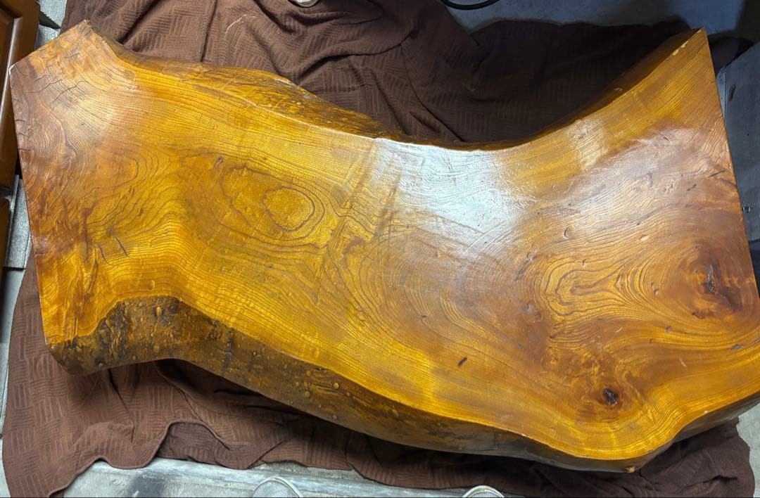 けやき(欅)無垢材、一枚板の座卓　大型！ビッグサイズ！デカい！約30kg！重い！