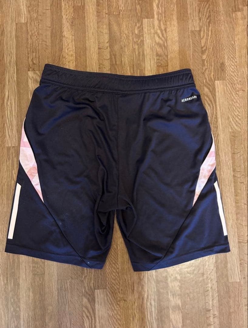 アーセナル　アディダス　トレーニングウェア　上下　シャツ　パンツ