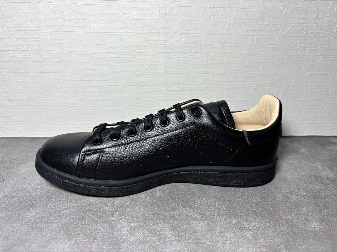 STAN SMITH LUX アディダス スタンスミス ラックス　ブラック