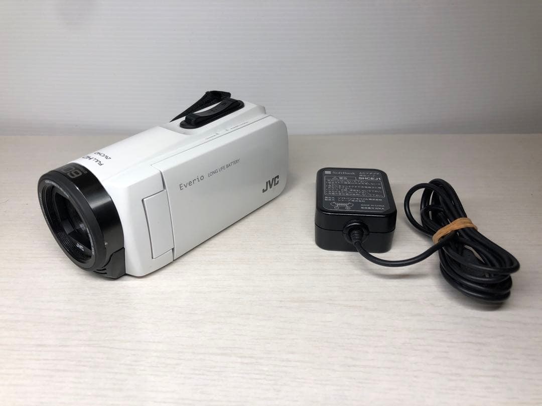 JVC ビデオカメラVictor Everio GZ-F270-W 60倍ズーム
