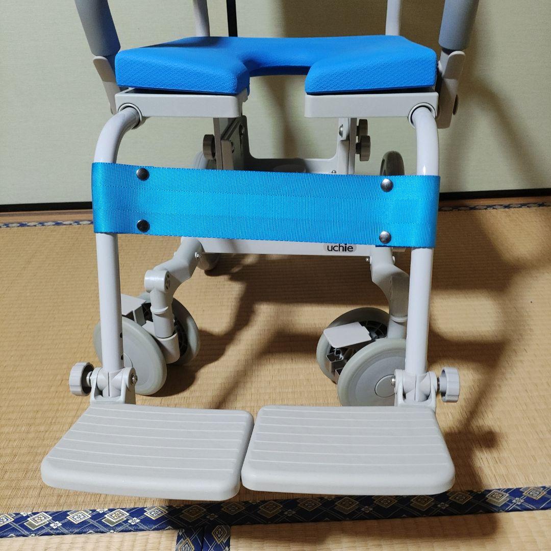 美品 uchie 入浴用車椅子 シャワーキャリー
