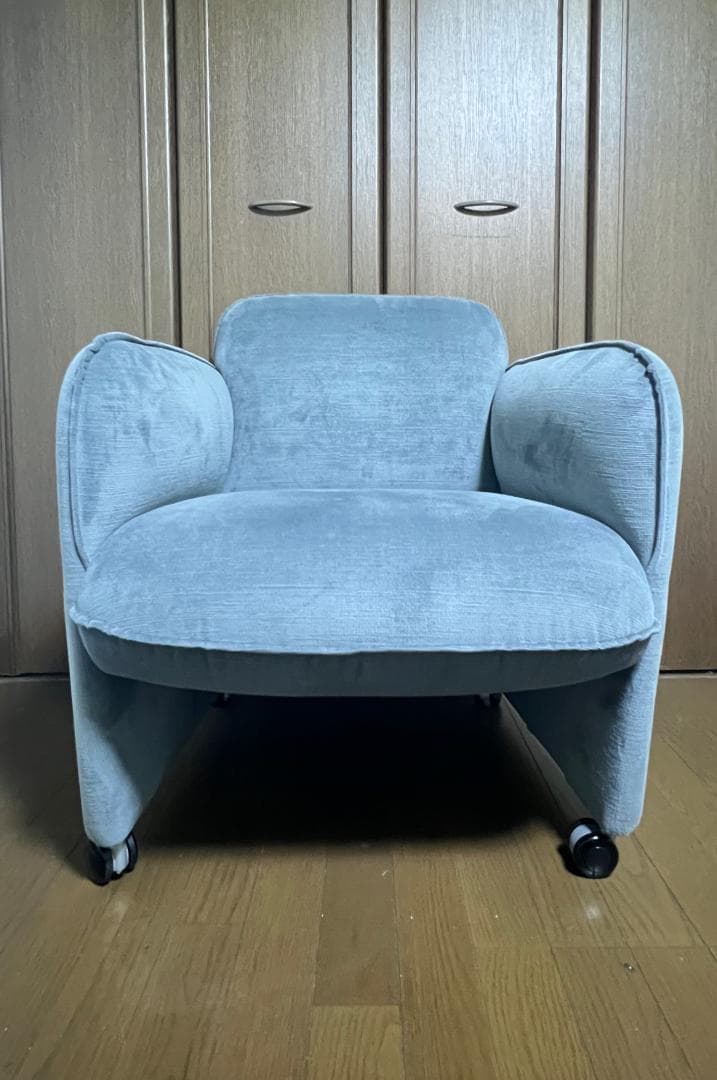 【新品】グレーシングルソファー