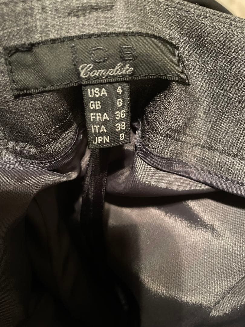 専用　　美品　ICB グレー　ストライプ ビジネススーツ USA 4 JPN9号