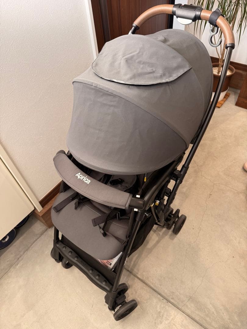 Aprica カルーンエアーメッシュAB　ベビーカー　【おまけ付き】