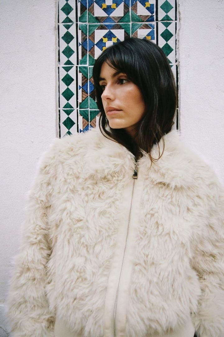 ZARA フェイクファーボンバージャケット Mサイズ新品タグ付き　エクリュ