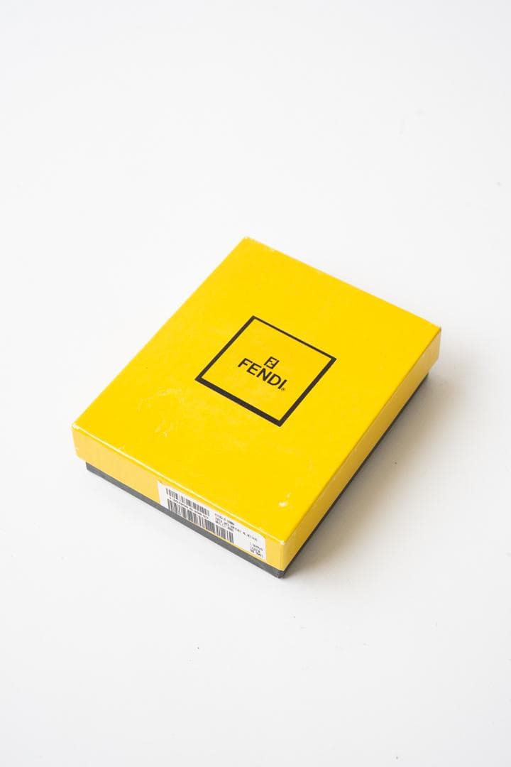 FENDI フェンディ ズッカ柄 折財布