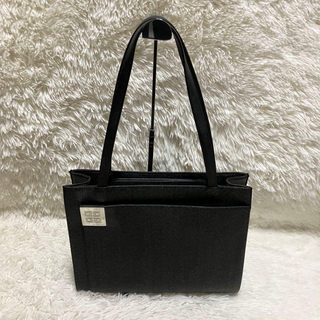 GIVENCHY トートバッグ 4Gロゴ 肩掛け シルバー金具 牛革 黒