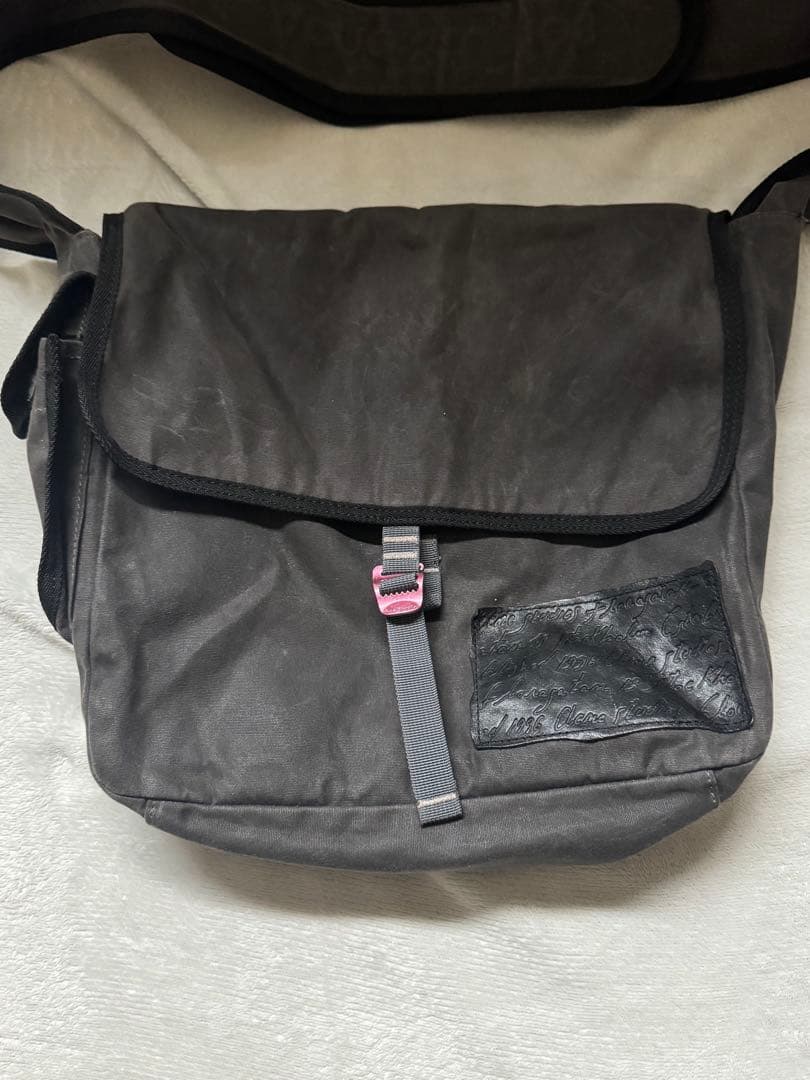 【完売品】Acne Studios メッセンジャーバッグ　グレー/ブラック