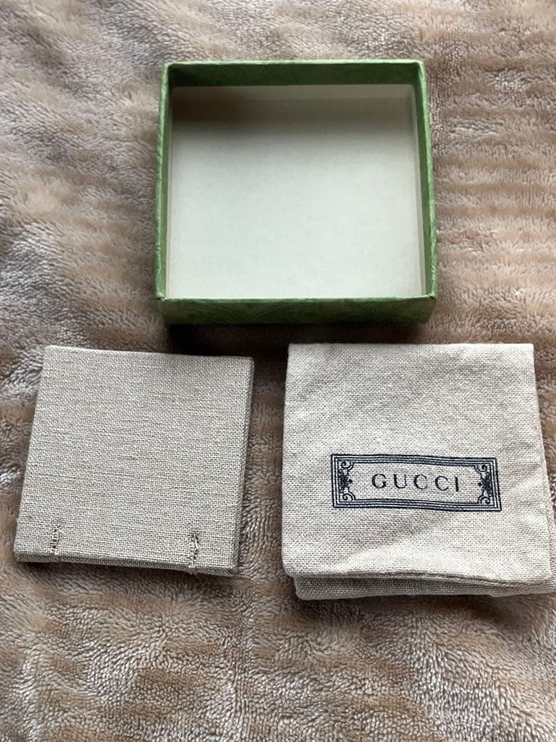 中島健人さん愛用　GUCCI インターロッキングMネックレス　値下げはありません