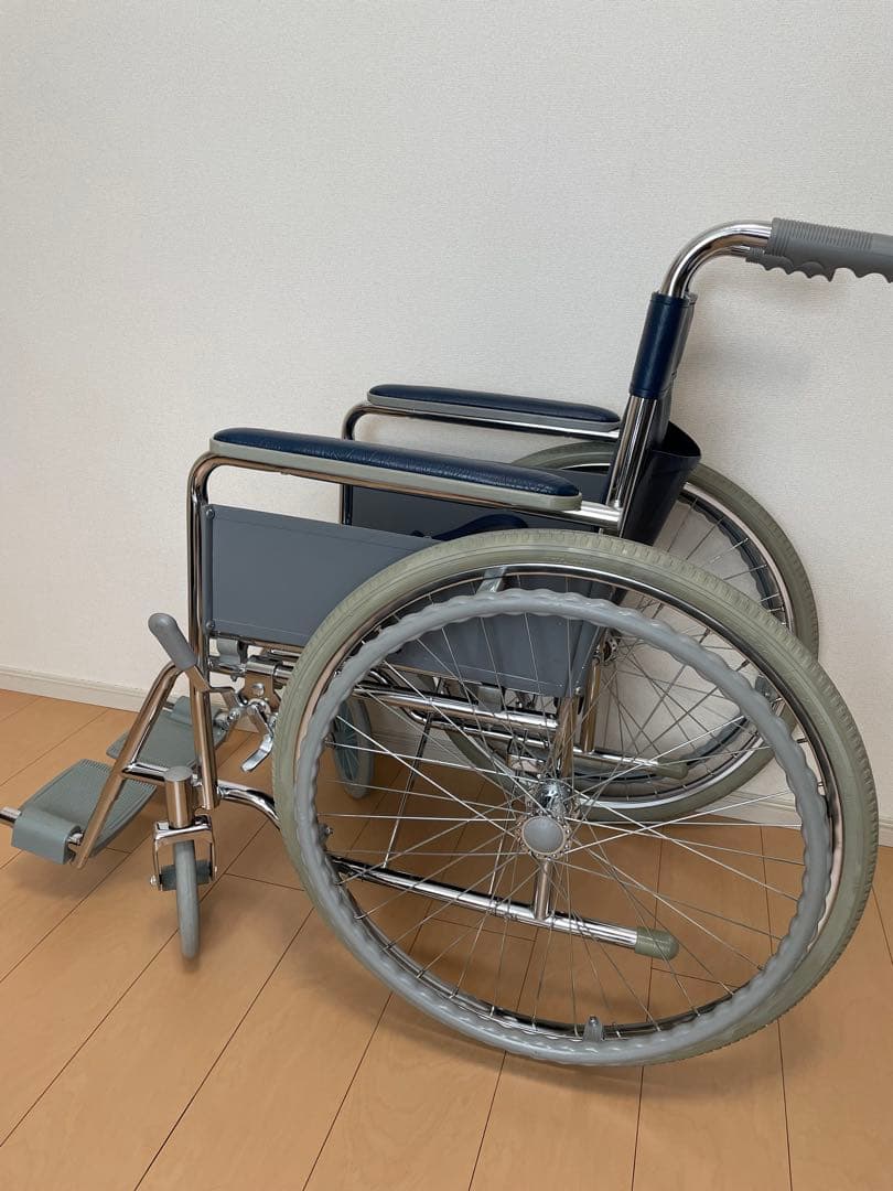 美品 自走用折りたたみ車椅子 ネイビー