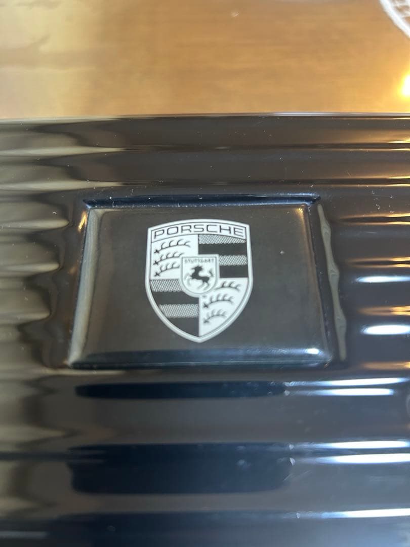 【美品】希少　コラボ　RIMOWA×PORSCHE アメニティケース