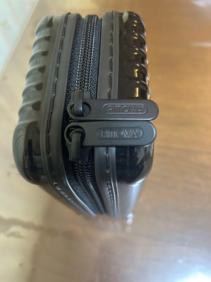 【美品】希少　コラボ　RIMOWA×PORSCHE アメニティケース