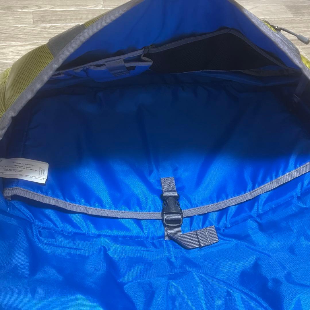バッグ patagonia BLACK HOLE MESSENGER