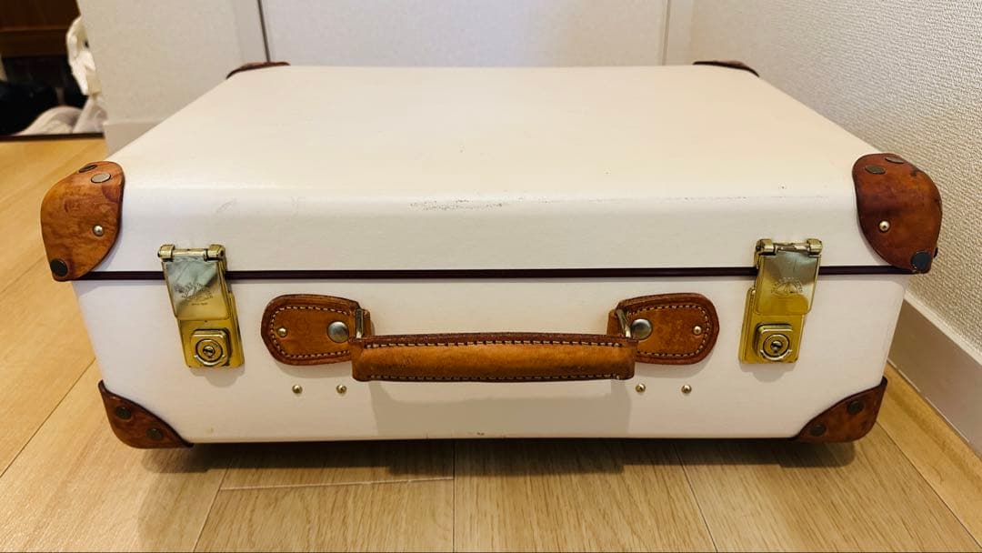 グローブトロッター　機内持ち込みサイズ