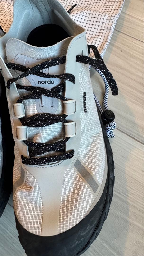 靴 norda 001 M (Cinder) US8.5/26.5cm