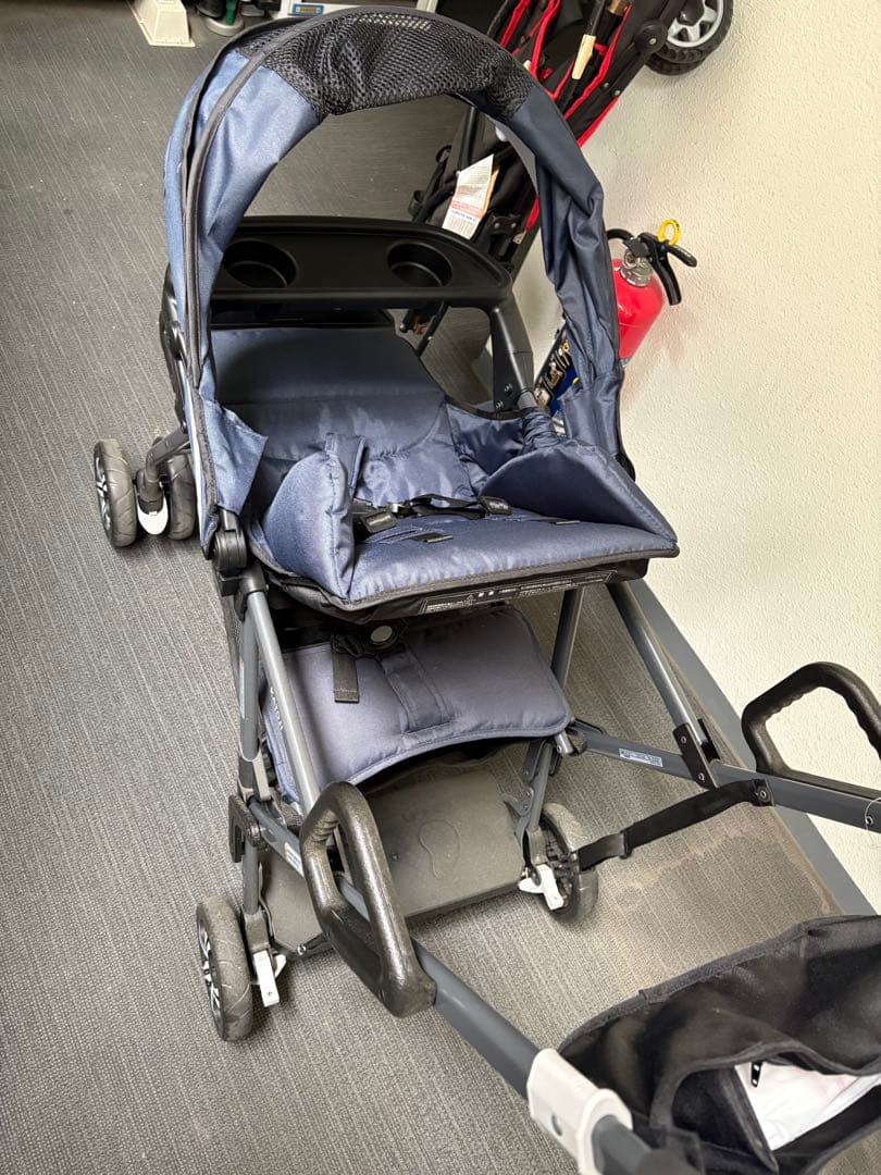 美品 KATOJI ネイビー ベビーカー 2人乗り 折りたたみ式