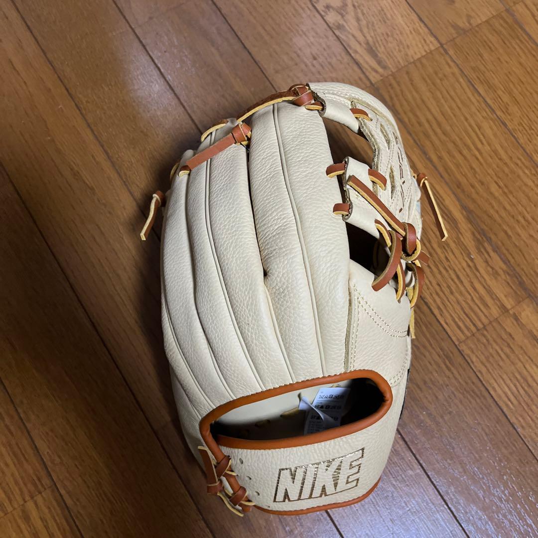 新品　ナイキ　野球グローブ　NIKE Vapor Fielding Glove