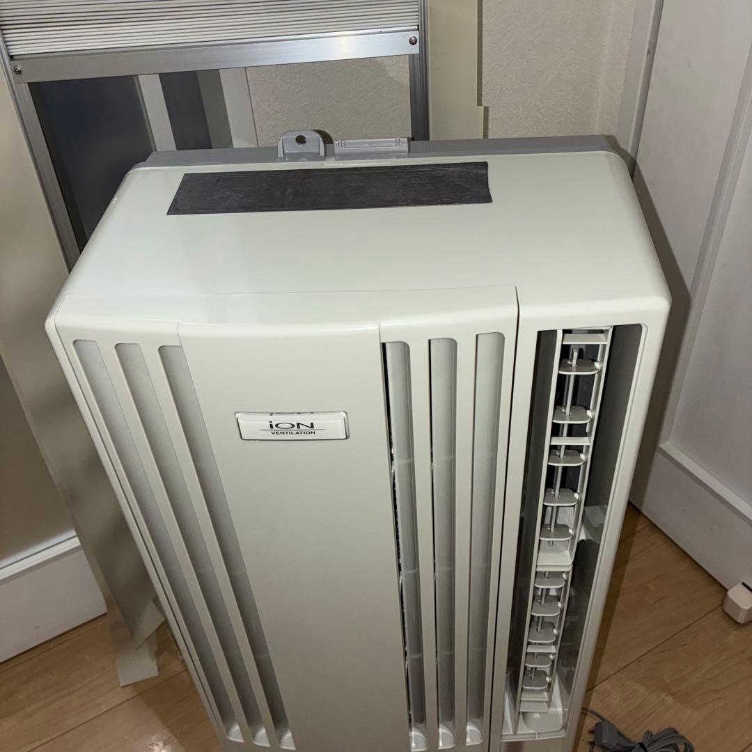 安い！！送料無料　コロナ 窓用エアコン CW-FA1820