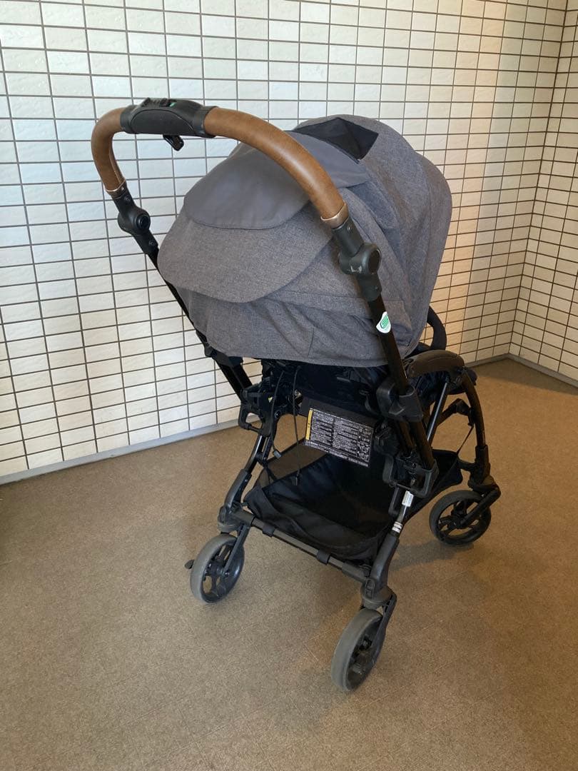 美品 【現行モデル】コンビ A型(両対面)ベビーカー　スゴカルS エッグショック