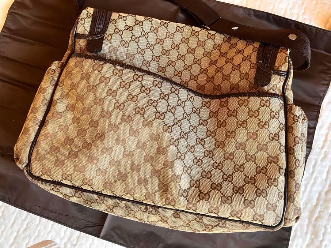 グッチのベビーバッグ gucci baby bag