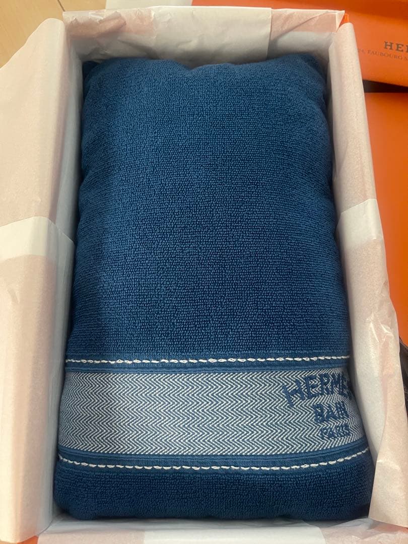 未使用品！！HERMES 青 ビーチクッション