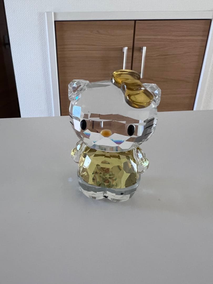 SWAROVSKI キティーちゃん 3つの置物
