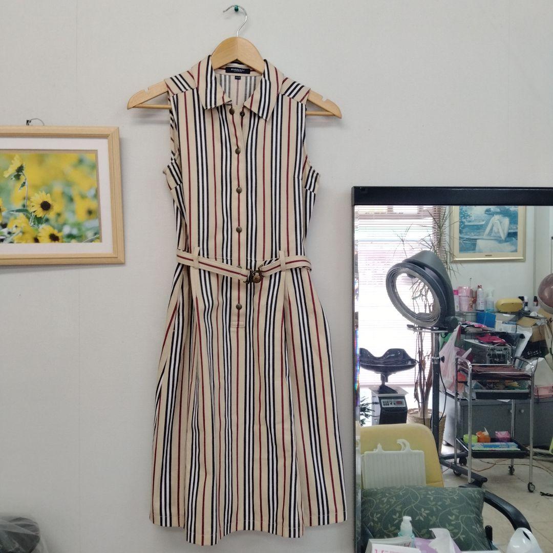 バーバリーノースリーブひざ丈ワンピース