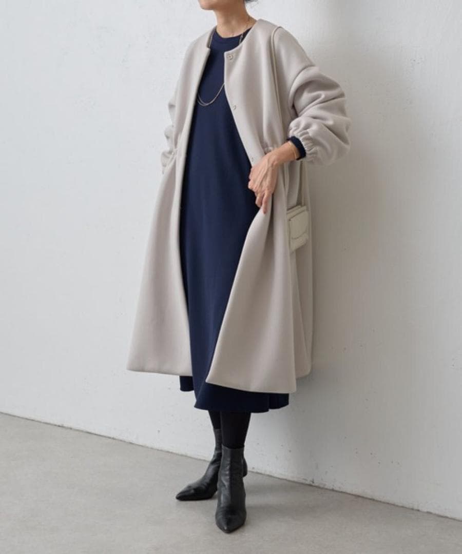 BEARDSLEY ダンボールギャザーコート　ブラック　ビアズリー　ノーカラー