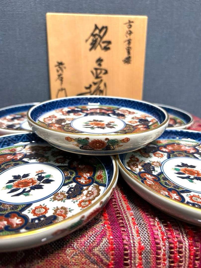 未使用　有田焼　弥左エ門作　古伊万里桜　銘々皿揃　（木箱入り）　取皿　平皿　５枚