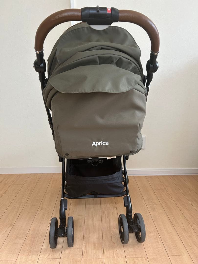 mmmAprica アップリカ ラクーナビッテクッション アカチャンホンポ