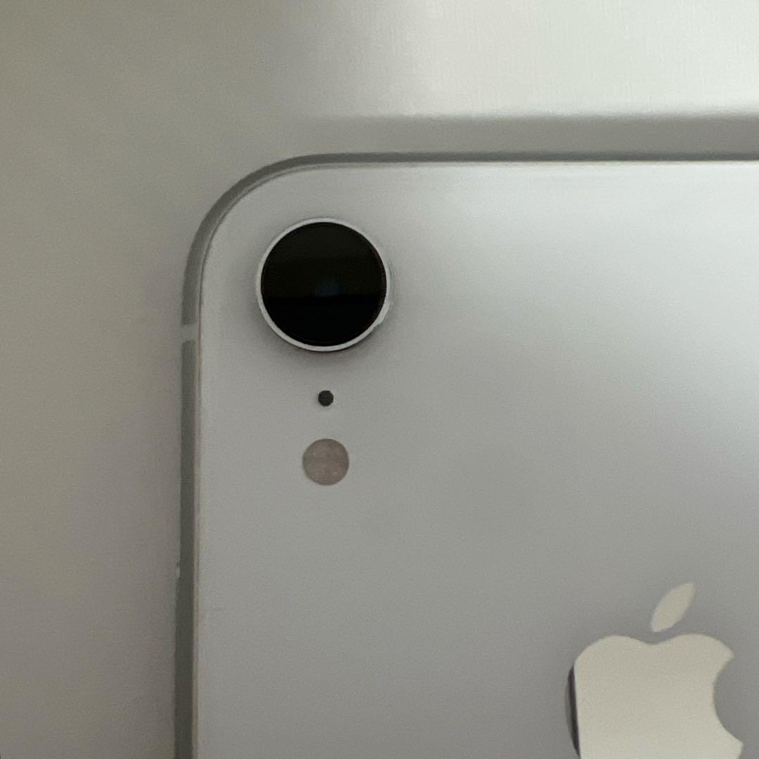 iPhone XR 128GB ホワイト　バッテリー76%