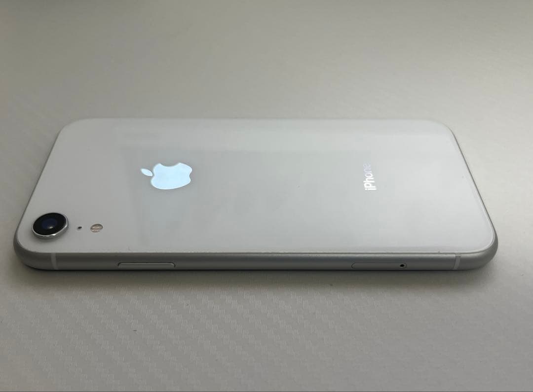 iPhone XR 128GB ホワイト　バッテリー76%