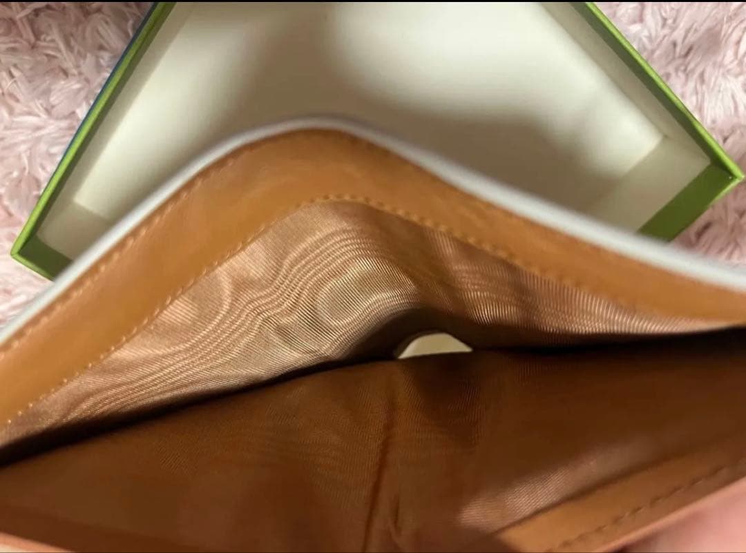 MARNI 二つ折り財布 ホワイト✖️キャメル