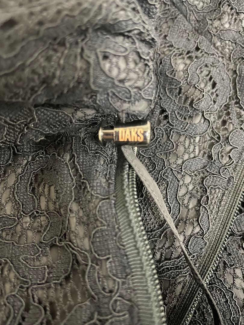 DAKS LONDON ダックス　ダウン レース