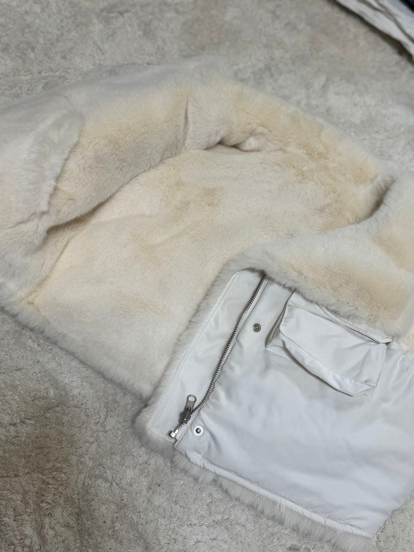 グラムリップスファーベスト