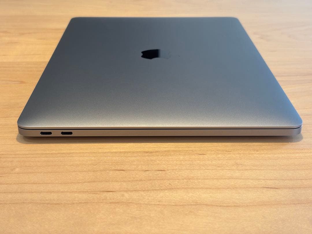 MacBook Pro 13インチ late 2016 スペースグレー