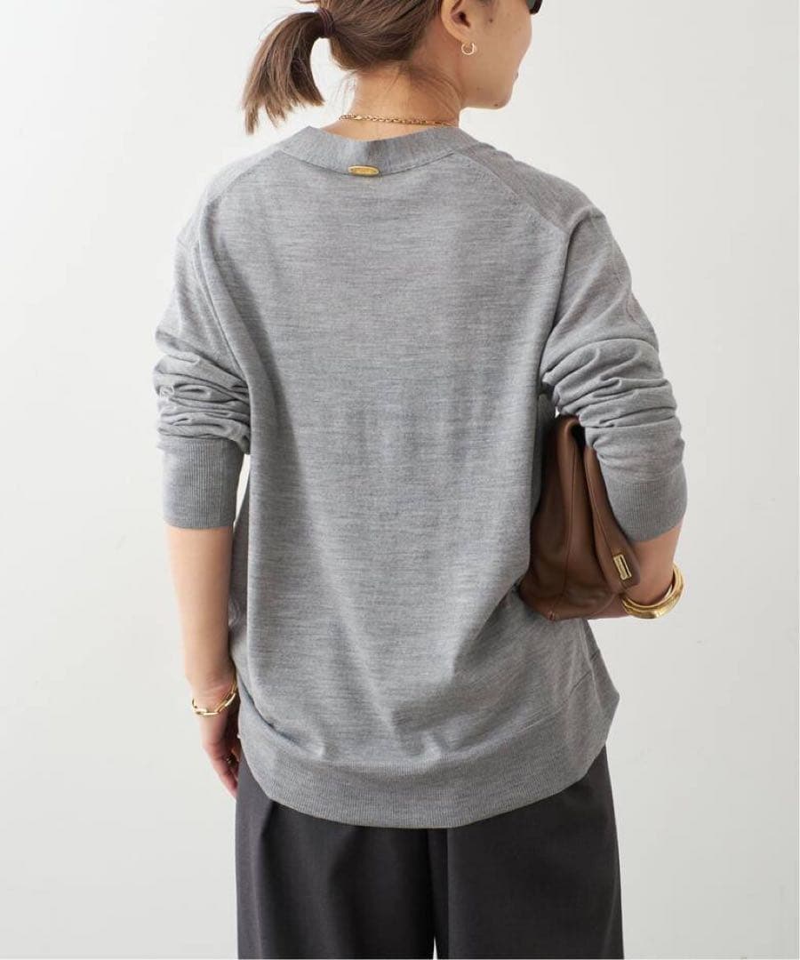 【未使用級✨】ドゥーズィエムクラス MILLENNIUM Vネック 25AW