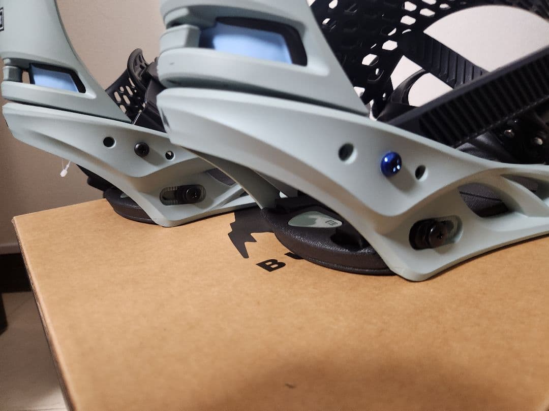 BURTON レクサX ウィメンズMサイズ 新品未使用品 バートン