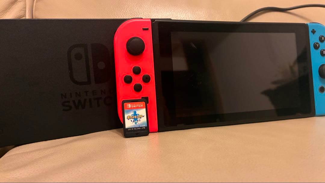 ソフト付き！Nintendo Switch 本体