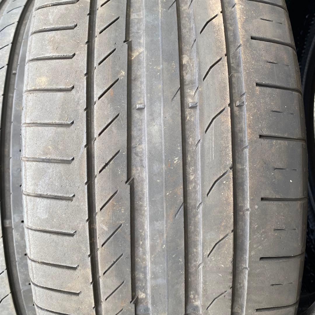 【4本セット送料無料】Continental 235/55R18 100V